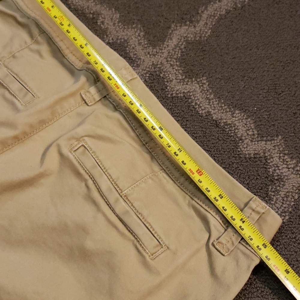 Khakis 9/10 - Picture 4 of 5